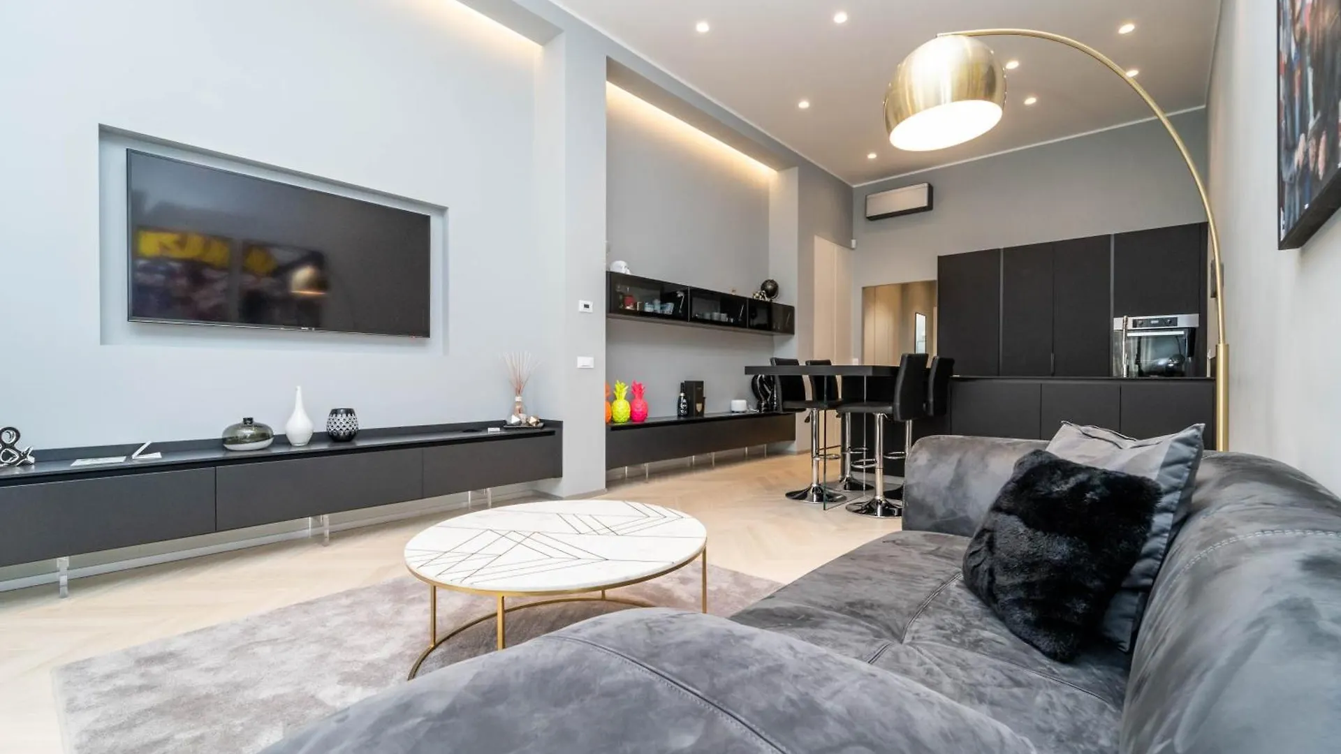 Lr Deluxe Apartments - Loft Di Lusso - Repubblica Milano Italia